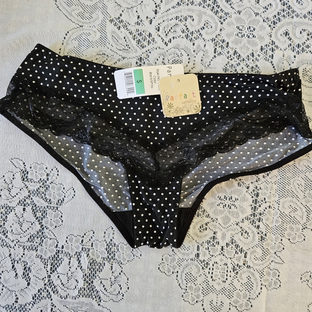 Affinitas Hipster, Blk/White, Size Sm, NWT